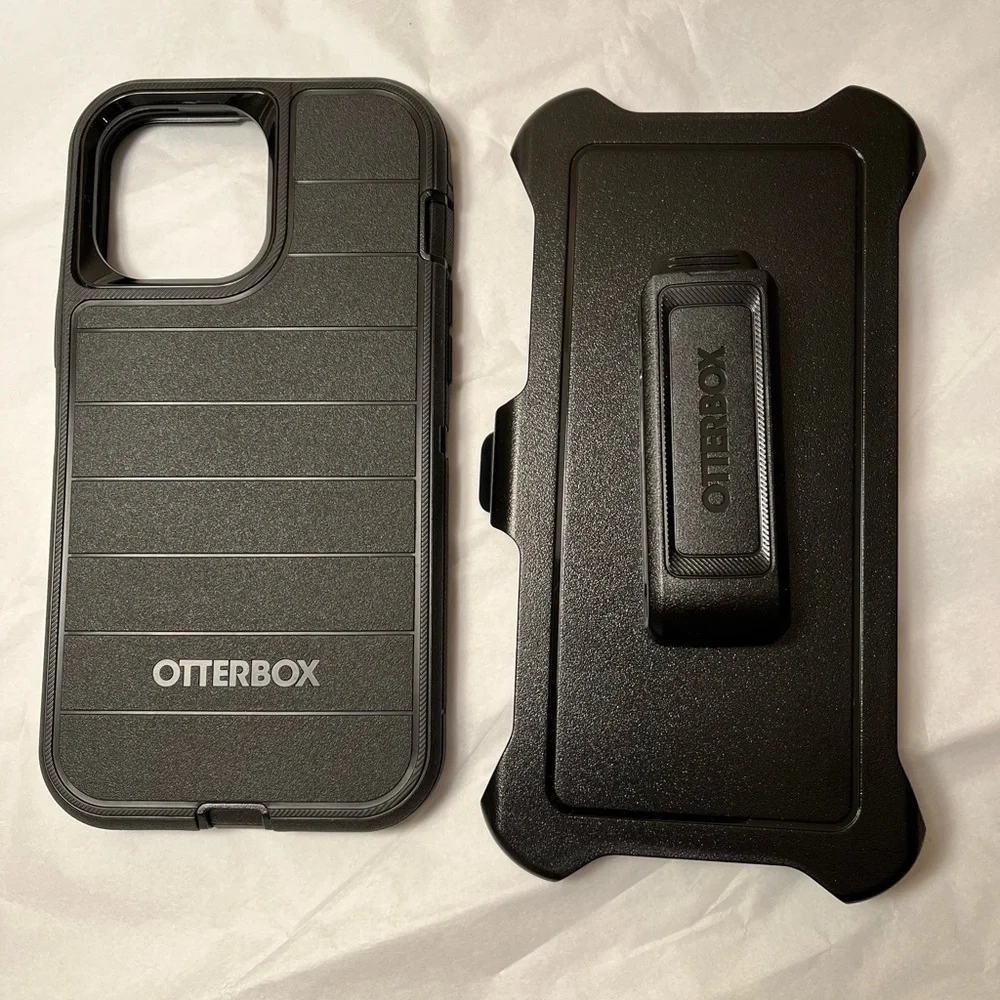 Otterbox IPhone 13 Pro Max Case and Clip NWOB